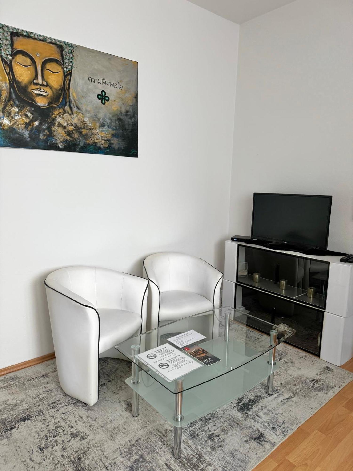 Cozy Apartment Near Hockey & Football Arena Братислава Экстерьер фото